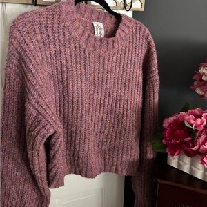 Sadie & Sage Pink Crew Neck Sweater with Ribbed Texture
